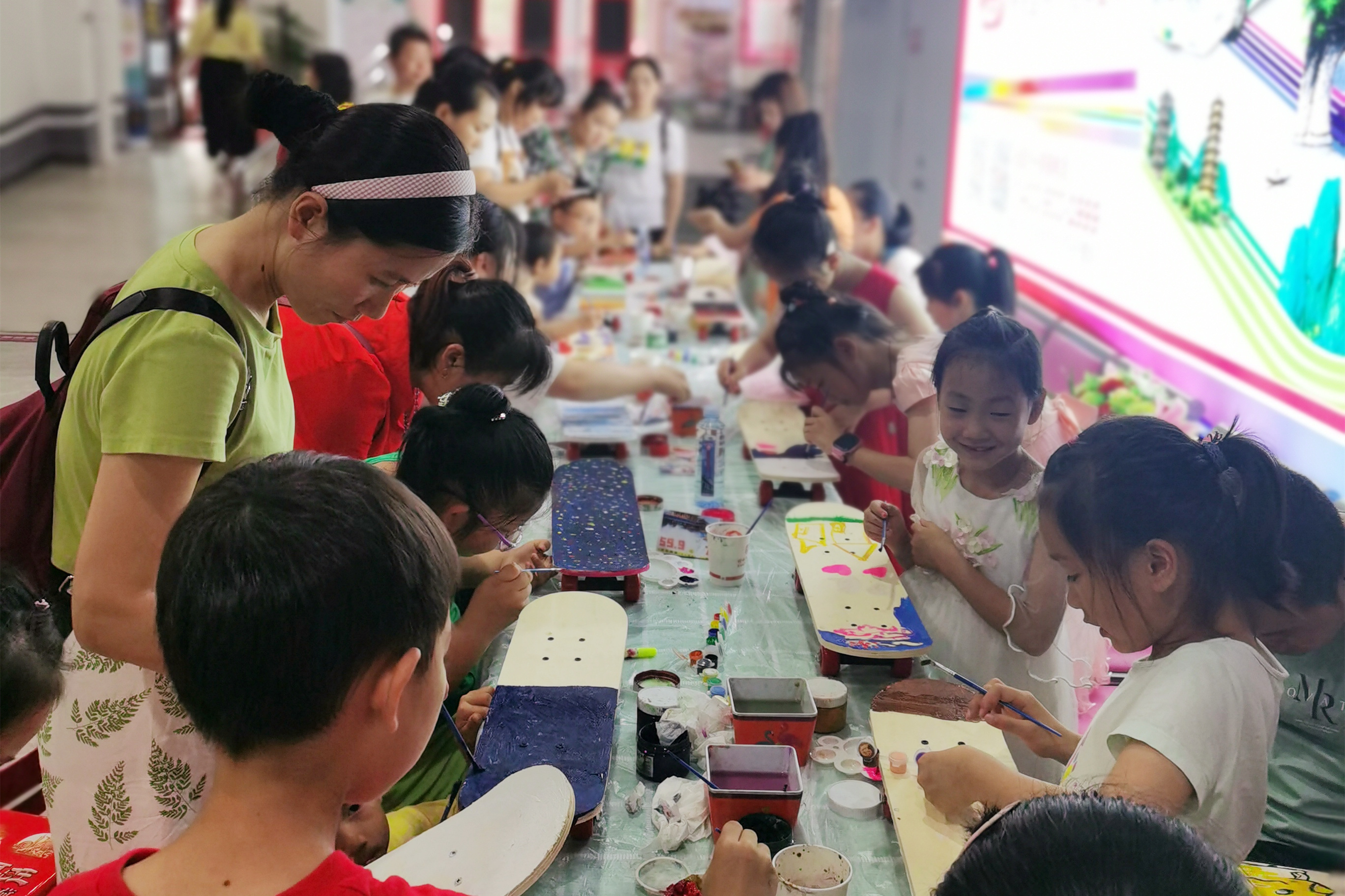 鼎翔游览发展“智勇闯关，一路炫父”主题活动.jpg